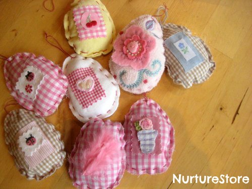 15 Easter Craft Ideas {chicks, bunnies, lambs, and more}