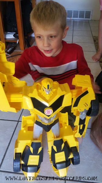Transformers: Robots in Disguise Super Bumblebee