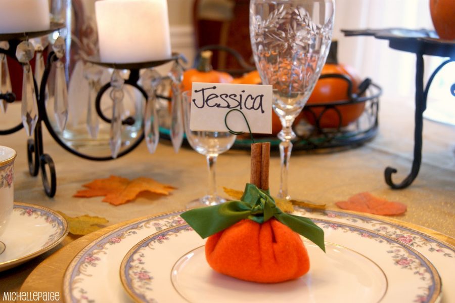 15 Thanksgiving Table Settings
Easy DIY Thanksgiving decor ideas