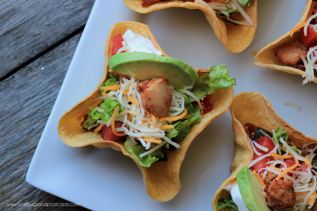 Mini Taco Salad Recipe {with Chicken, Bacon and Avocado}