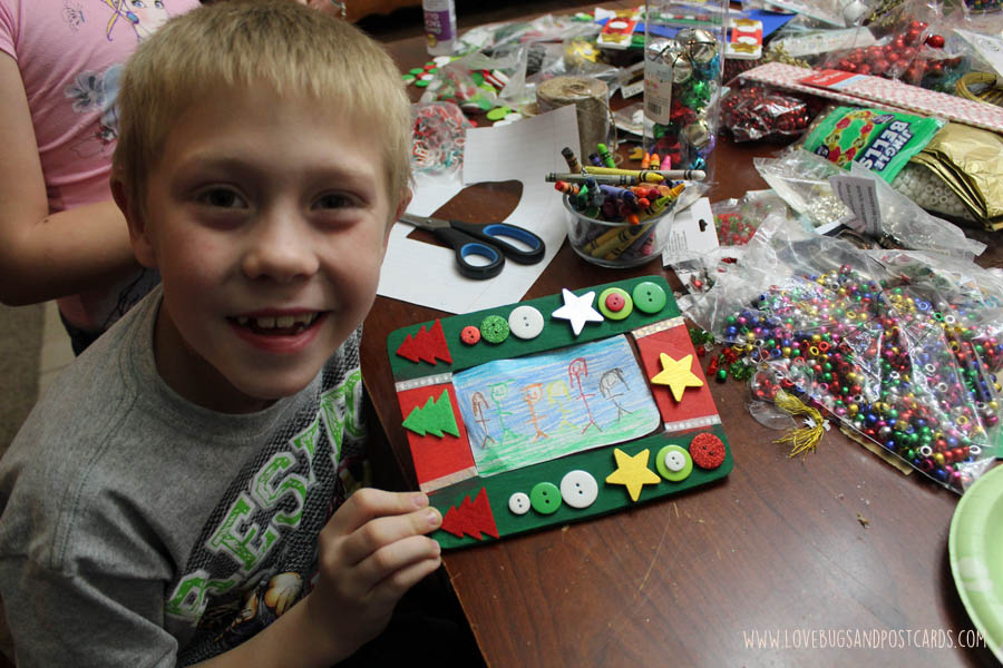 DIY Frames Christmas Crafts for Kids