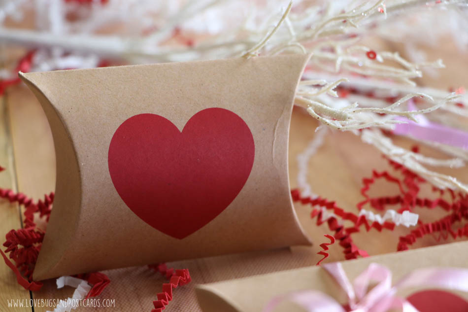 DIY Heart Pillow Box Gifts