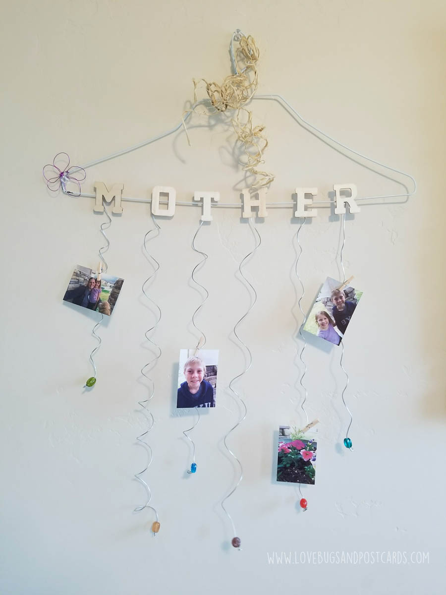 Photo Mobile Mother's Day Gift - Mother's Day Gifts (DIY)