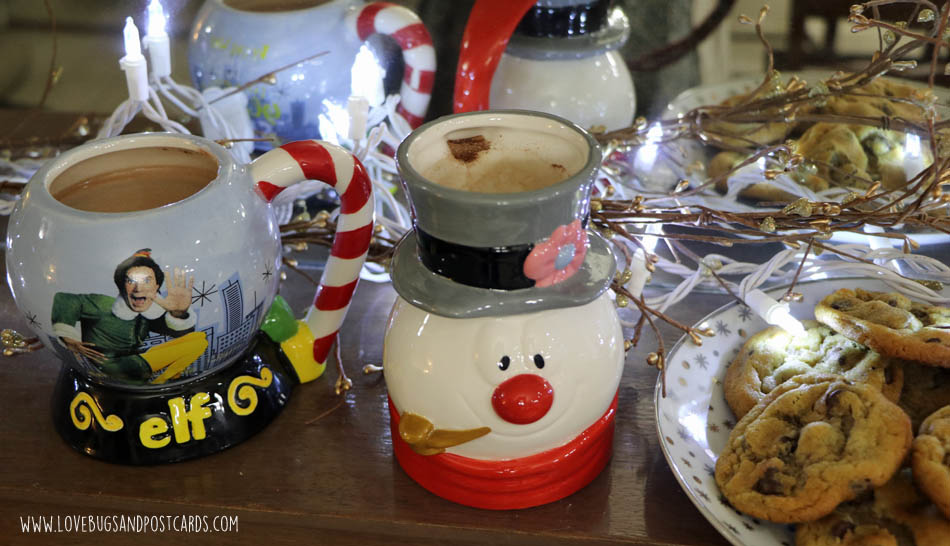 How to host the perfect Christmas family movie night
