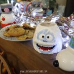 How to host the perfect Christmas family movie night