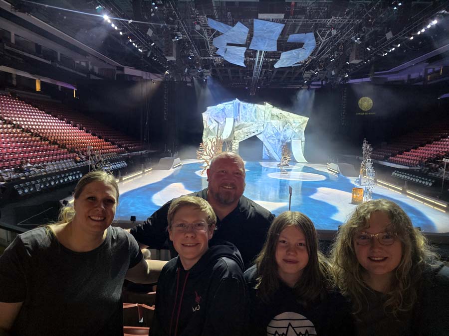 Cirque du Soleil CRYSTAL Review